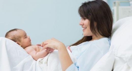 هدایای بی نظیر برای مادر و نوزاد  ( آشنایی با مراقبت‌ های نو
